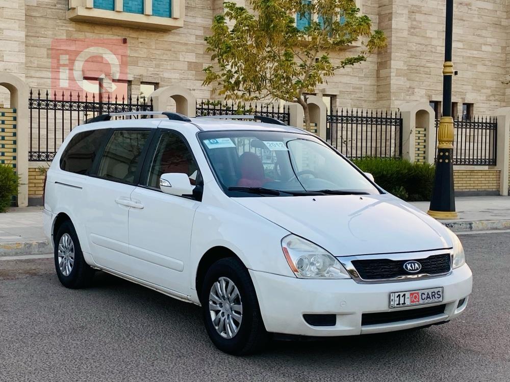 كيا سيدونا